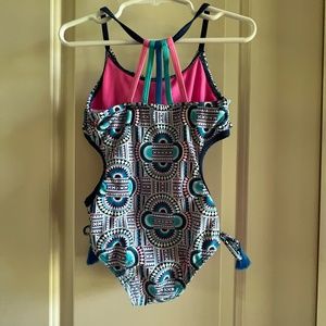 1 PC Girl's Swimsuit with cutouts - size 4 - Limited Too - Stylish